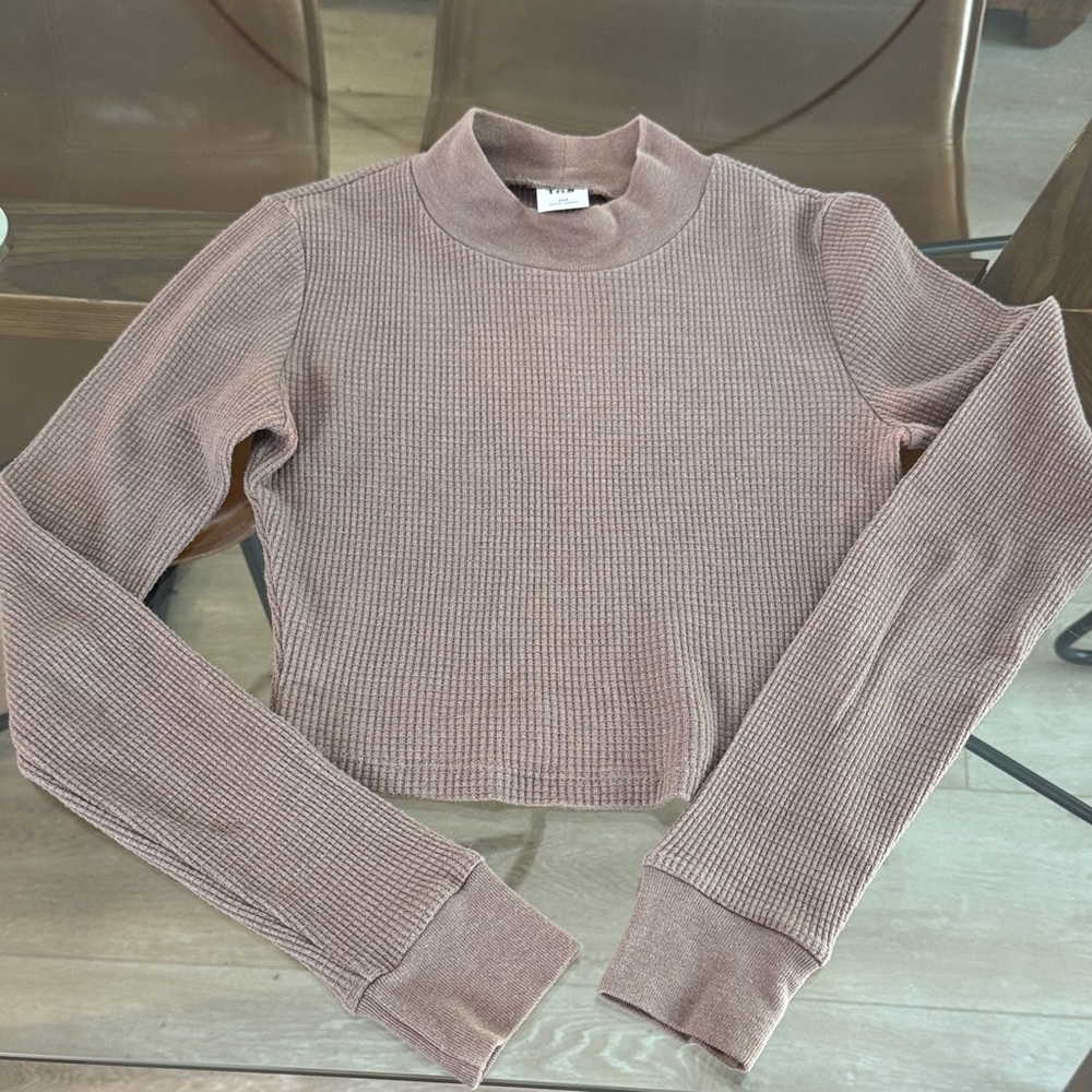 Aritzia Ribbed Dusty Rose Crop Sweatshirt